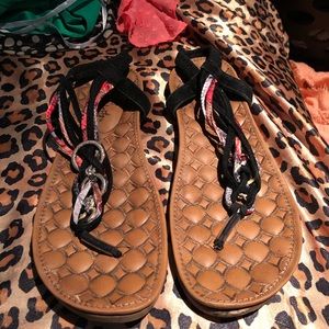 Be the envy of your book club with these thongs.